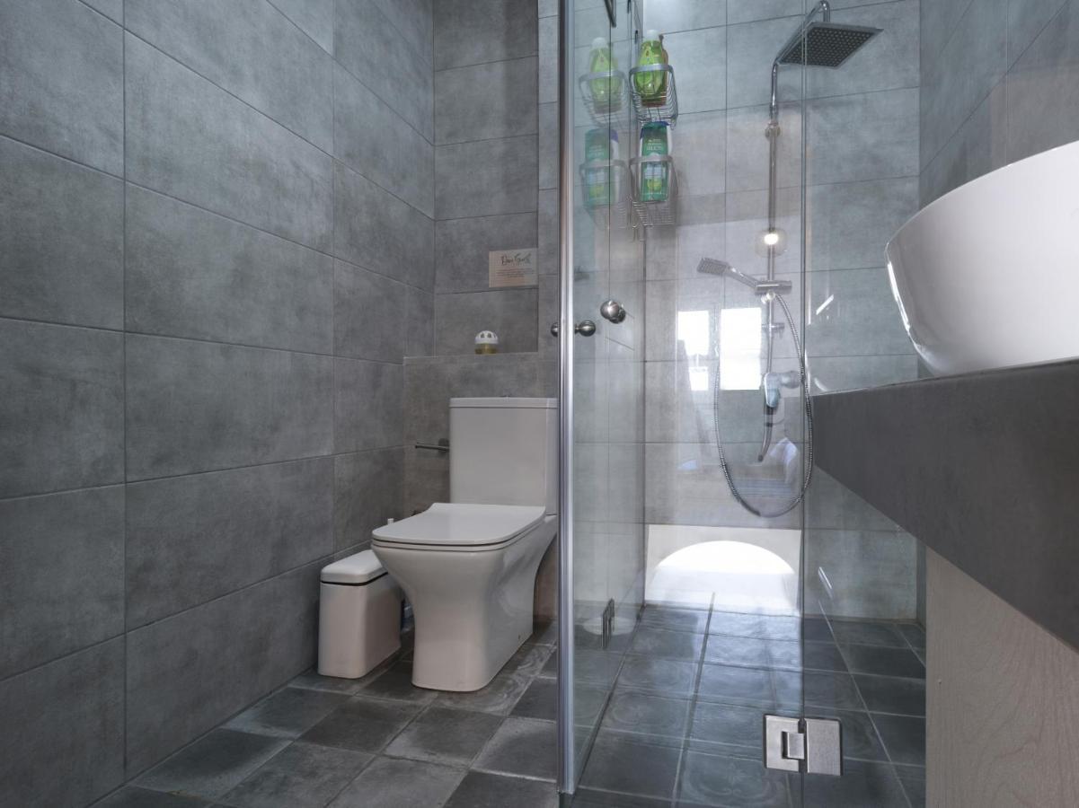 Beautiful Athenian Apartment Next To The Center Exteriör bild